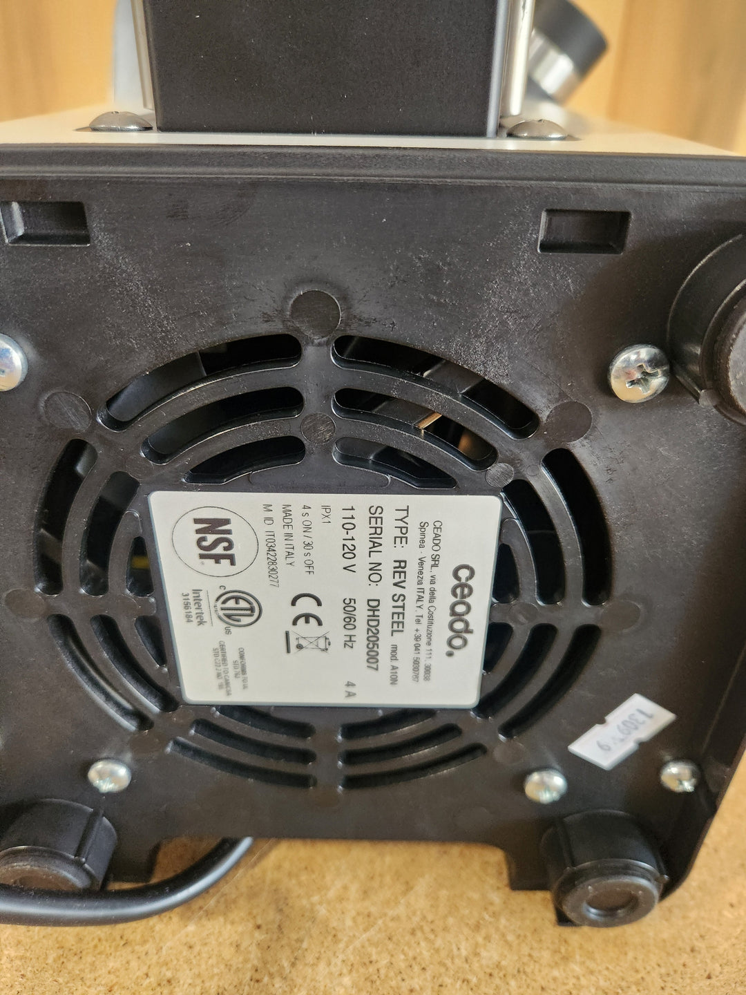Ceado REV Steel WAM — White Demo DHD205007 — product view 2