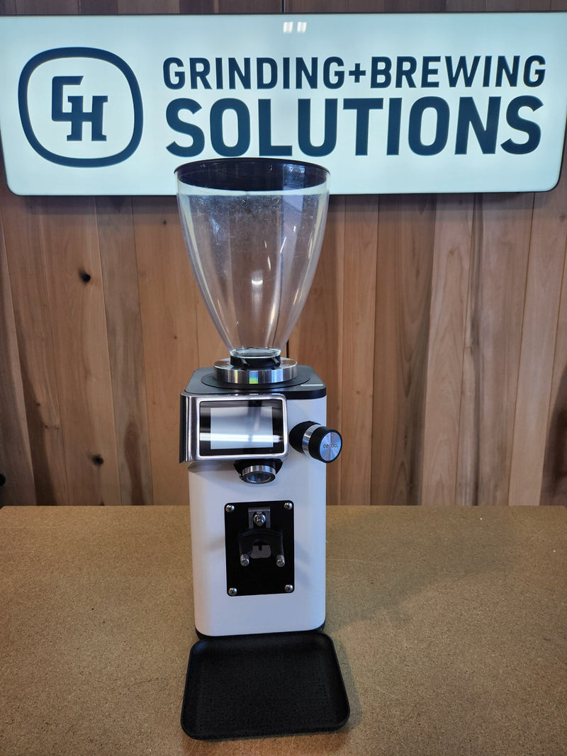 Ceado REV Titan PFA — White Demo BHE315037 — supplier photo 1