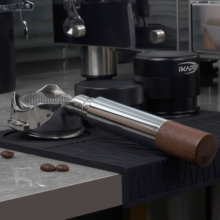 Openwork Bottomless Portafilter with High Extraction Basket