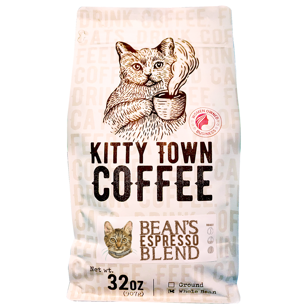 Bag of medium roast coffee from Guatemala with notes of Rich Flavors