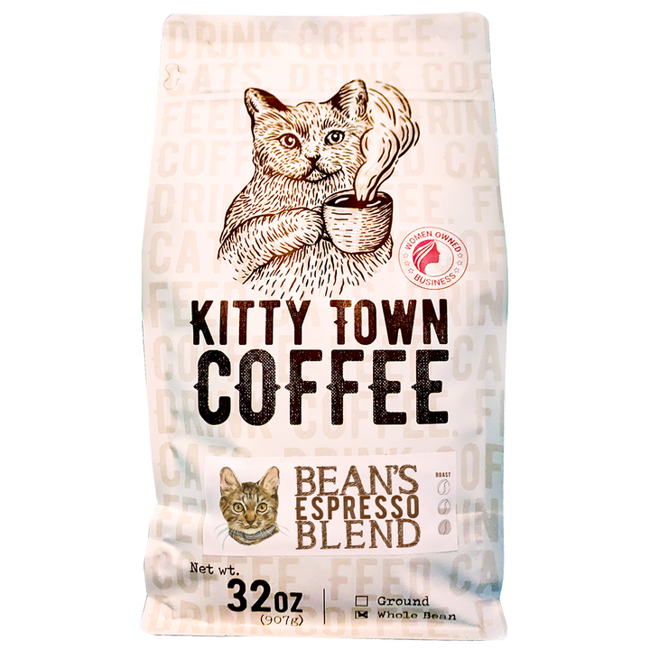 Bag of medium roast coffee from Guatemala with notes of Rich Flavors