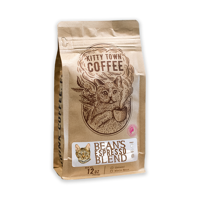Bag of medium roast coffee from Guatemala with notes of Rich Flavors