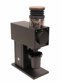 Black CF64V grounds chute and aluminum dosing cup