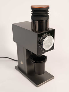 Grey CF64V vertical grinder full product view