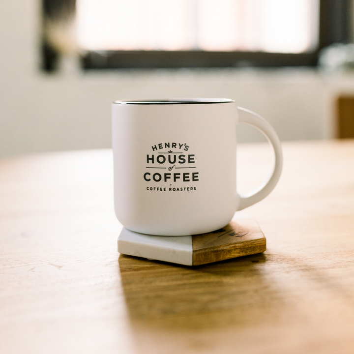 Bag of dark roast coffee from Costa Rica with notes of Chocolate