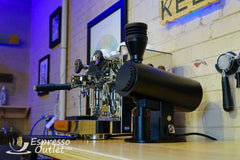 DF83V front view with dosing cup and grind controls