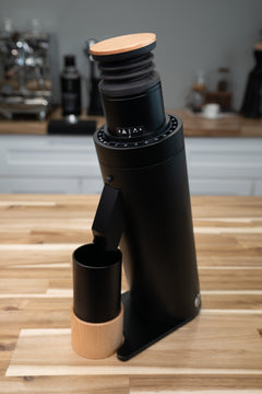 Turin DC63 grinder with wooden lid and compact aluminum body
