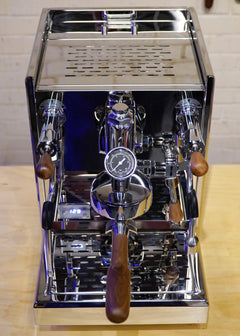 Turin Gallatin espresso machine — group and portafilter-area detail 3