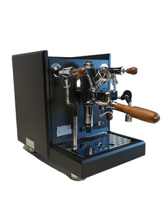 Turin Gallatin espresso machine — front product view 3