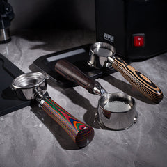 Pro-extraction bottomless espresso portafilter detail