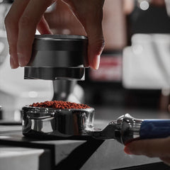 High-extraction Italian-style bottomed portafilter handle