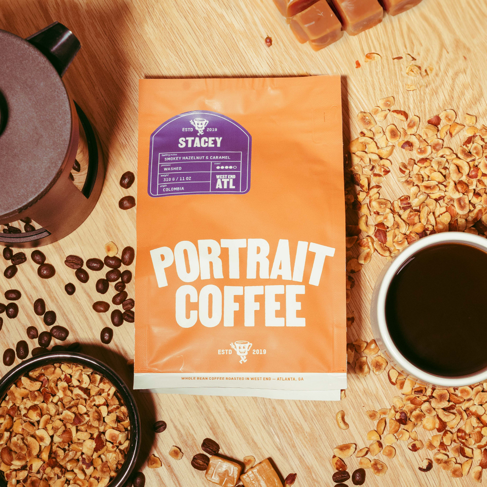 Bag of dark roast coffee from Colombia, Nariño with notes of Rich Flavors