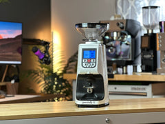 Eureka Atom 75 espresso grinder product view