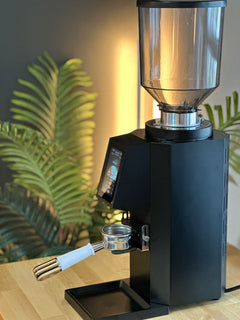 Turin ZF83 commercial espresso grinder feature detail – view 39