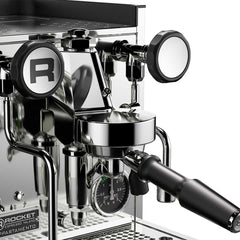 Rocket Appartamento TCA E61 group and front control detail