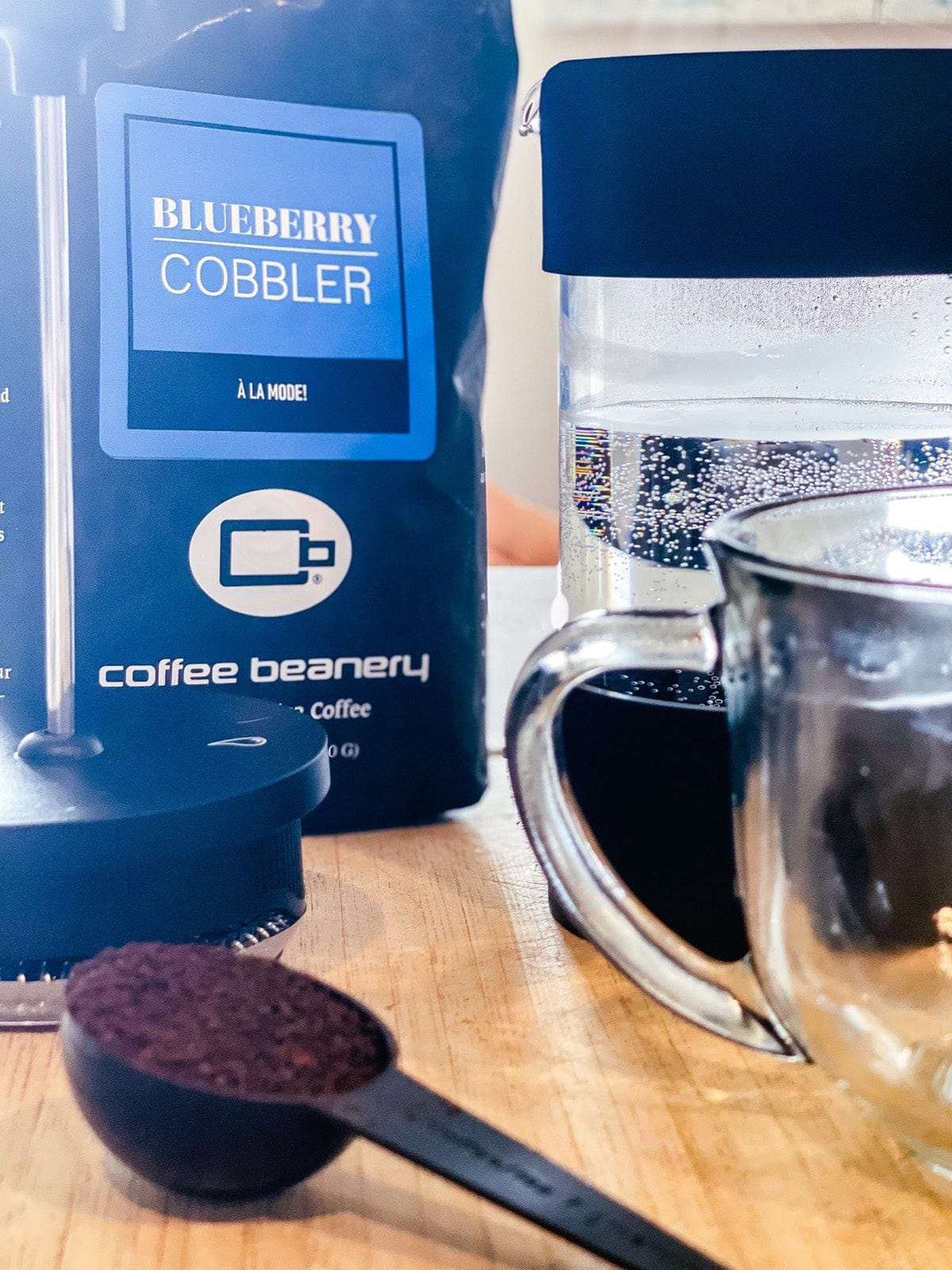 Bag of medium roast coffee from Blend with notes of Fruity