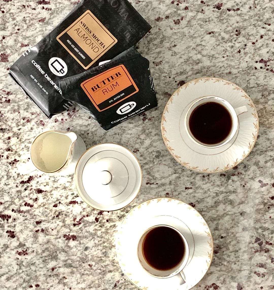 Bag of medium roast coffee from Blend with notes of Chocolate