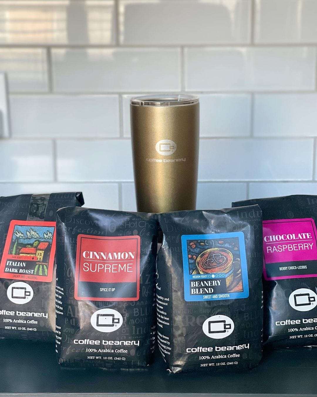 Bag of medium roast coffee from Blend with notes of Chocolate