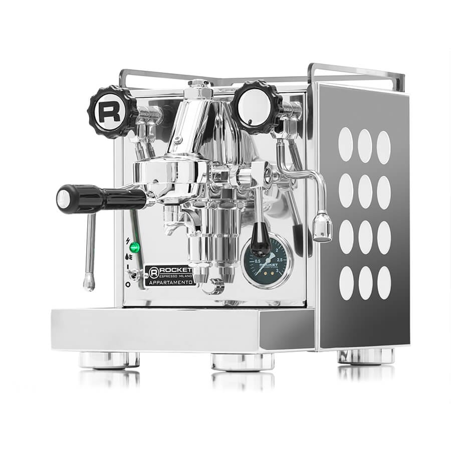 Rocket Appartamento steam controls and polished body detail
